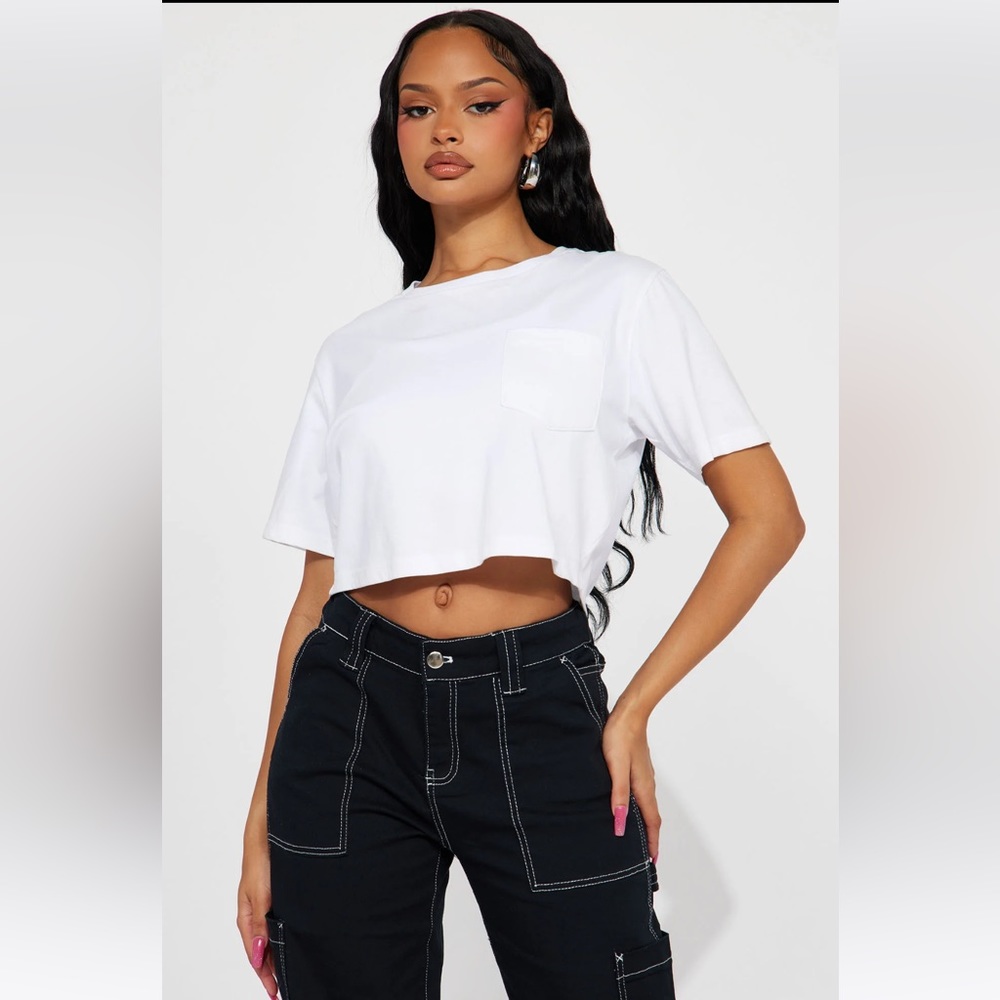 NWOT Crop Tee